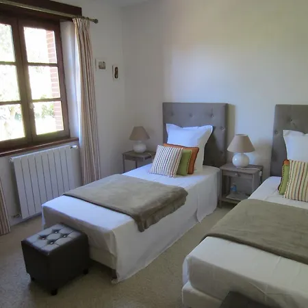 Les D'hotes De Cayrac Bed & Breakfast 3*