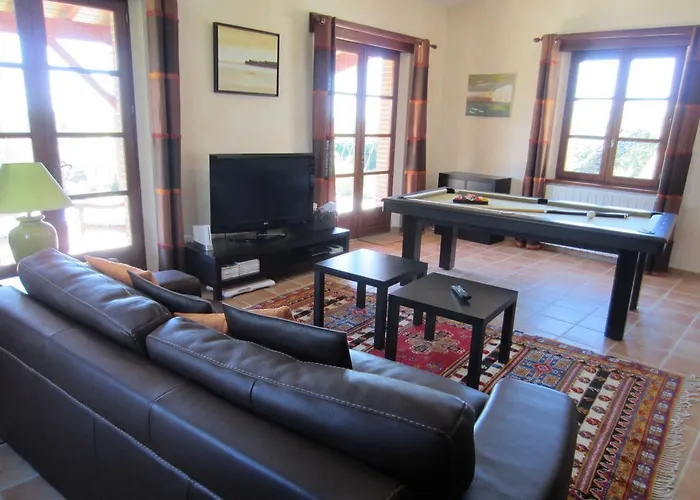 Alojamento de Acomodação e Pequeno-almoço Les D'hotes De Cayrac