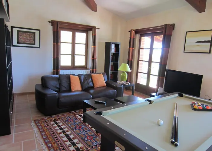 Les D'hotes De Cayrac Alojamento de Acomodação e Pequeno-almoço Réalville